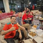 Griya Adhyaksa Gelar Nobar untuk Dukung Team Garuda U23 Darmawel Azwar SH.MH, ditengah kesreruan Nobar